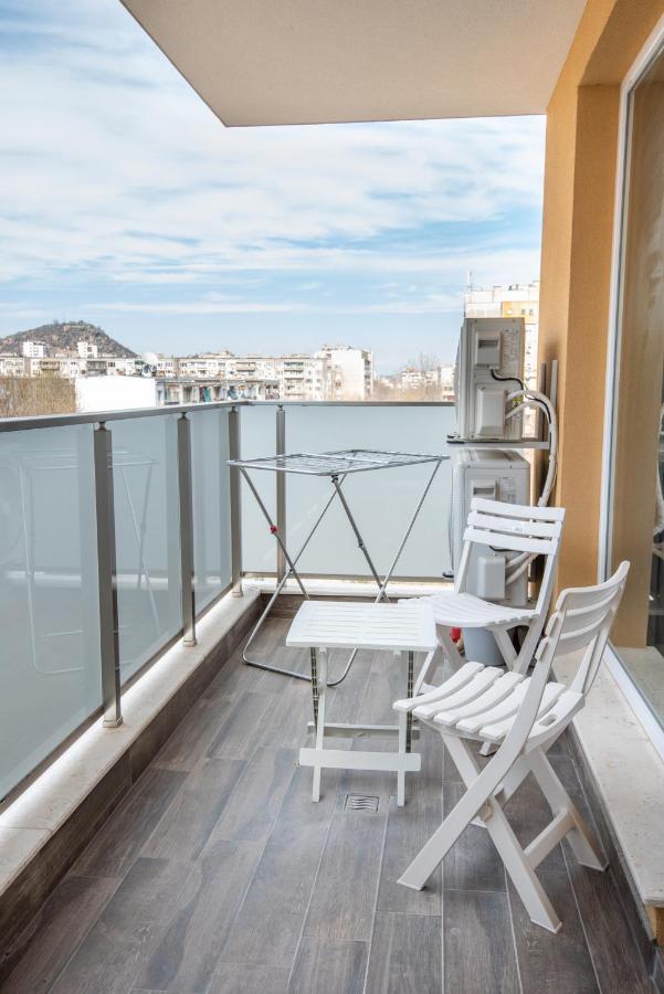 Lovely 1Bed Apartment For 4 Guests & Free Parking Plovdiv Eksteriør billede